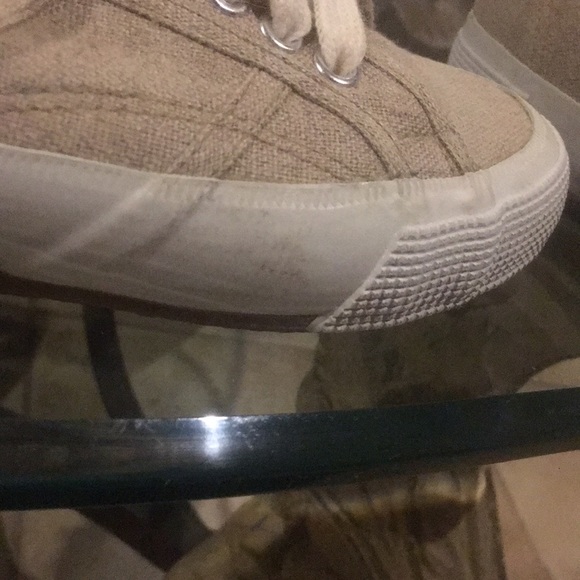 Gap Shoes - Picture 4 of 5